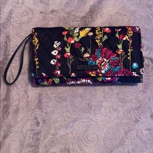 Vera Bradley wallet/clutch